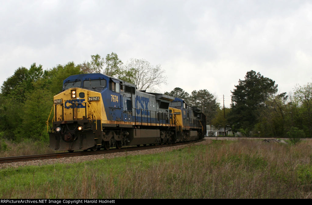 CSX 7674 leaves the Andrews sub onto the A line